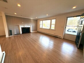 7 Mallard Rd in Norwalk, CT - Building Photo - Building Photo