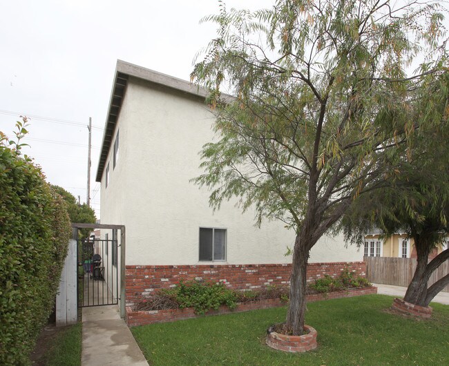 4449-4451 Utah St in San Diego, CA - Building Photo - Building Photo