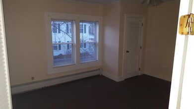 3 Park Ave, Unit d in Holden, MA - Building Photo - Building Photo