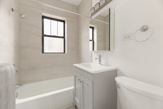 3818 N Sheffield Ave, Unit 1 in Chicago, IL - Building Photo - Building Photo