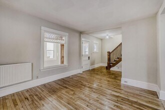 2939 Russell Ave N, Unit 1407 in Minneapolis, MN - Foto de edificio - Building Photo