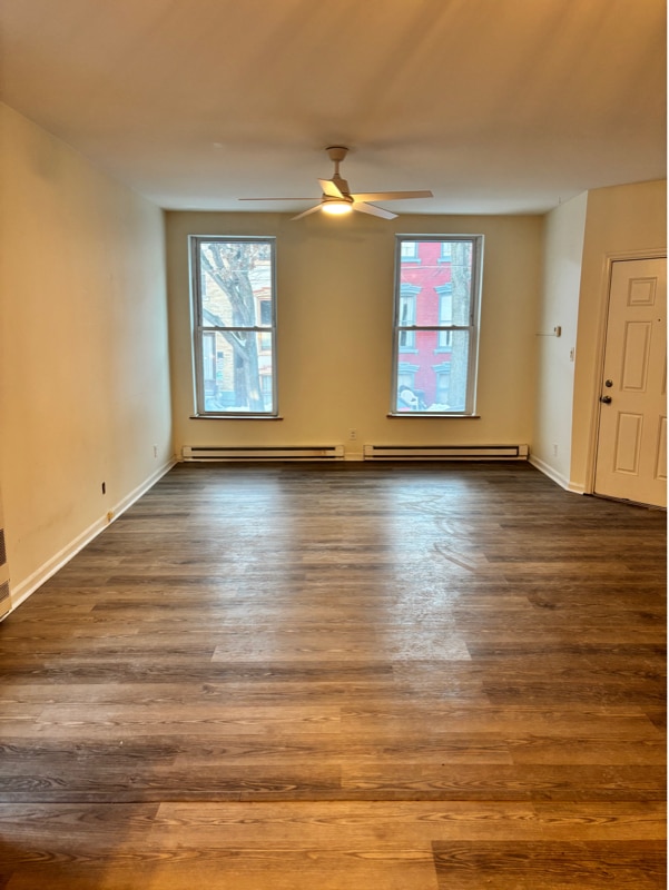 149 Jay St, Unit 1 in Albany, NY - Foto de edificio - Building Photo