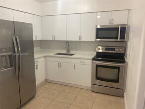 5315 Hollywood Blvd in Hollywood, FL - Building Photo - Building Photo