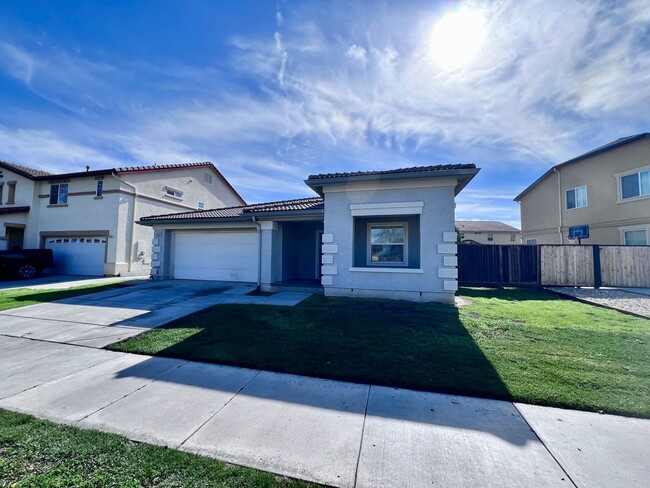 property at 2345 S Fallbrook Dr