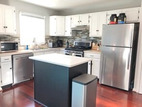 5856 Watermark Cir, Unit UL 2 in Centreville, VA - Building Photo - Building Photo