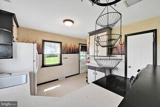 27 Roselle Ave in Lancaster, PA - Building Photo - Building Photo