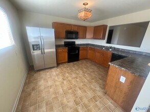 202 Harold Murphy Dr in Madison, AL - Building Photo - Building Photo