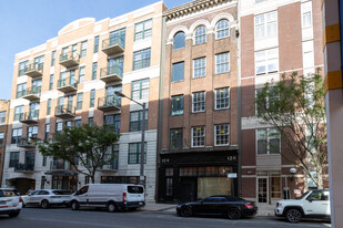 124-126 N 2nd St Apartamentos