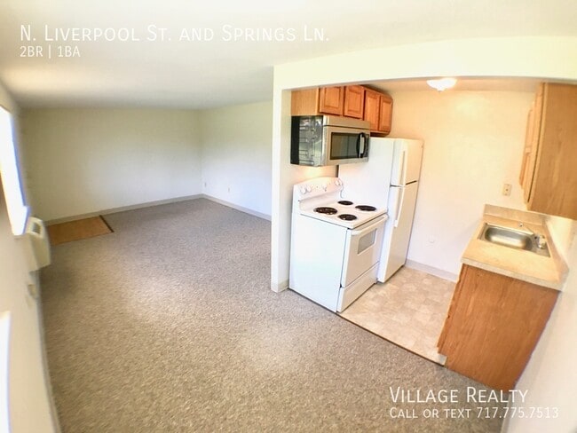 75 N Liverpool St in Manchester, PA - Building Photo - Building Photo