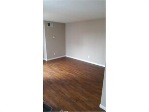 2305 Basil Dr in Arlington, TX - Building Photo - Building Photo