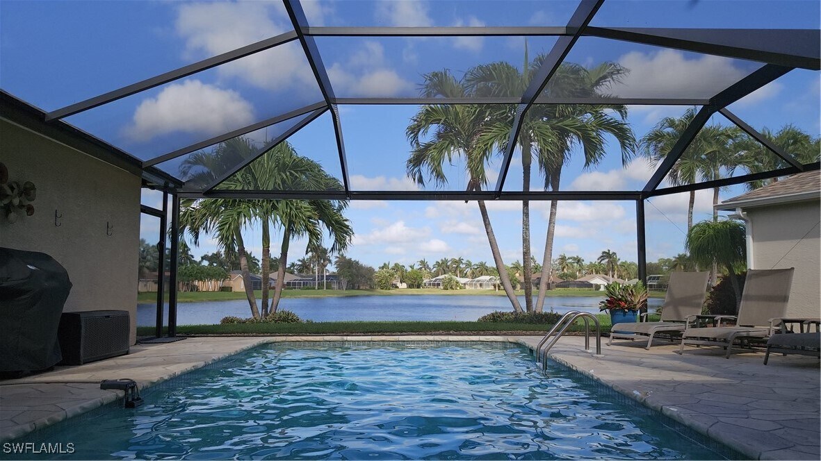 1466 Vintage Ln in Naples, FL - Building Photo