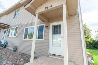 1201 Crook Ave in Cheyenne, WY - Building Photo - Building Photo