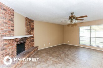 6412 Sandhurst Ln E in North Richland Hills, TX - Building Photo - Building Photo