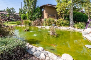 Casa Sierra Apartment Homes in Riverside, CA - Building Photo