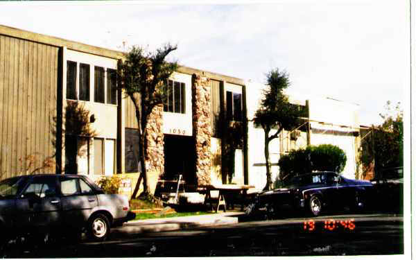 Terre at 1050 Peach in El Cajon, CA - Foto de edificio