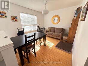 147 Nahanni Dr in Richmond Hill, ON - Building Photo - Building Photo