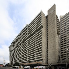 Yonge Eglinton Apartments – Duplex in Toronto, ON - Building Photo - Building Photo