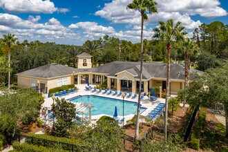 Oxford Place in Tampa, FL - Building Photo - Building Photo