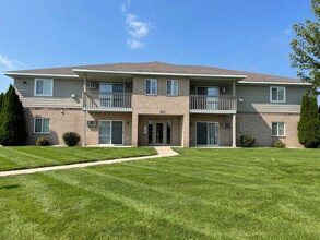 Highland Springs in De Pere, WI - Foto de edificio - Building Photo