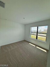 1179 Caloosa Crk Dr in La Belle, FL - Building Photo - Building Photo