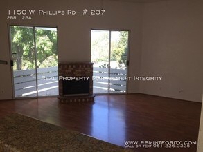 1150 W Phillips St in Ontario, CA - Foto de edificio - Building Photo