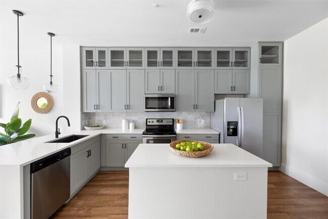 property at 1508 Blodgett St