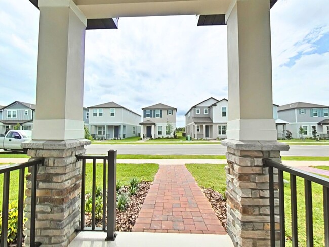 14387 Braemar St in Oakland, FL - Building Photo - Building Photo