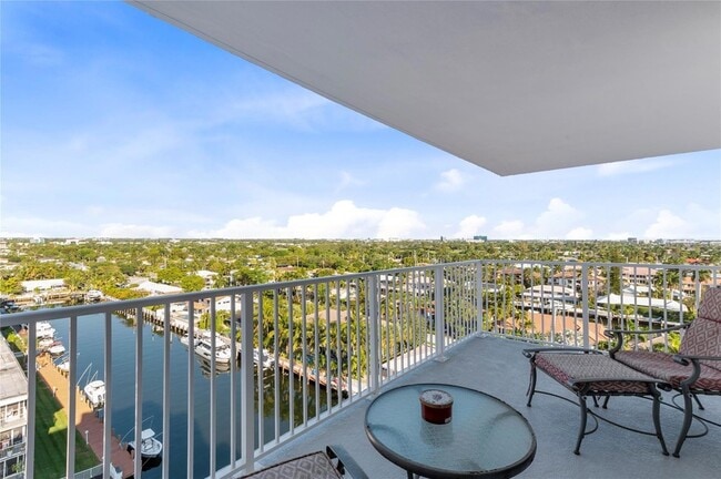 2881 NE 33rd Ct, Unit PH A in Fort Lauderdale, FL - Building Photo - Building Photo