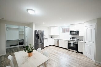 11792-1237A 237a St in Maple Ridge, BC - Building Photo - Building Photo