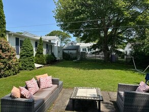 6 Frances Ave in Narragansett, RI - Building Photo - Building Photo