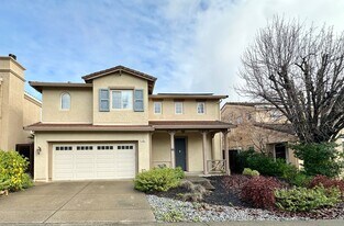 126 Pizarro Ave in Novato, CA - Building Photo