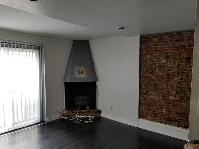 property at 1134 Rodman St