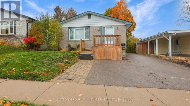 55 Silver Aspen Crescent in Kitchener, ON - Building Photo - Building Photo
