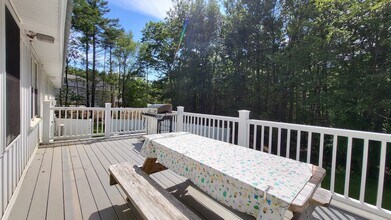 285 Berwick Rd in Ogunquit, ME - Building Photo - Building Photo