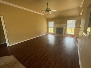 701 Reisling St in Centerton, AR - Building Photo - Building Photo
