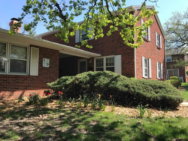 1725 Douglas Ave in Ames, IA - Building Photo - Building Photo