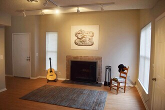 951 Bresslyn Rd, Unit 951 in Nashville, TN - Building Photo - Building Photo