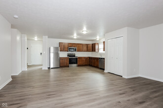 18132 Knobstone Way in Westfield, IN - Building Photo - Building Photo