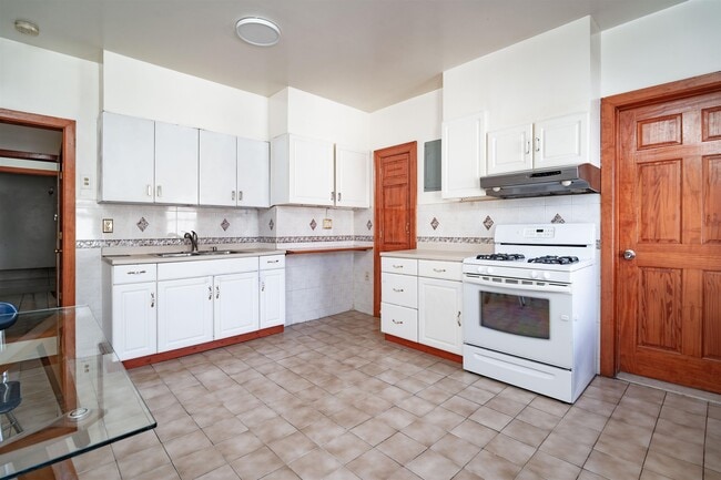 property at 724 17th St