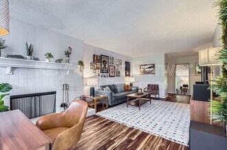 2880 S Locust St in Denver, CO - Building Photo - Building Photo