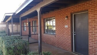 7235 N 55th Ave in Glendale, AZ - Building Photo