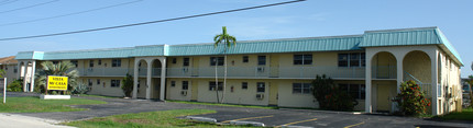 Cape Coral Apartments in Cape Coral, FL - Building Photo - Building Photo