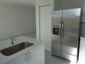 2514 SE 29th St in Homestead, FL - Building Photo - Building Photo