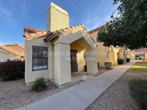 455 S Mesa Dr in Mesa, AZ - Building Photo - Building Photo