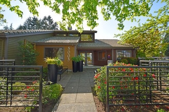 Stone Creek Apartments in Beaverton, OR - Foto de edificio - Building Photo