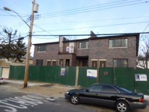 4220-4224 Hill Ave in Bronx, NY - Building Photo - Building Photo