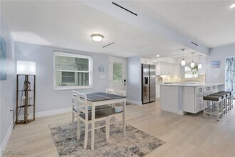 3400 Gulf Shore Blvd N in Naples, FL - Building Photo - Building Photo