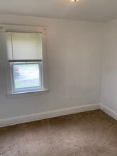 3515 Riverside Ave, Unit Down in Cleveland, OH - Foto de edificio - Building Photo