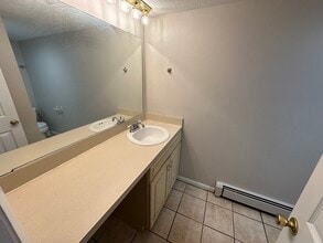956 S Lincoln St in Kent, OH - Building Photo - Building Photo