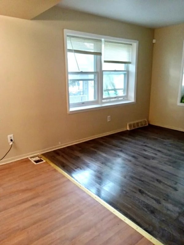 2241 Joliet St in Flint, MI - Building Photo - Building Photo